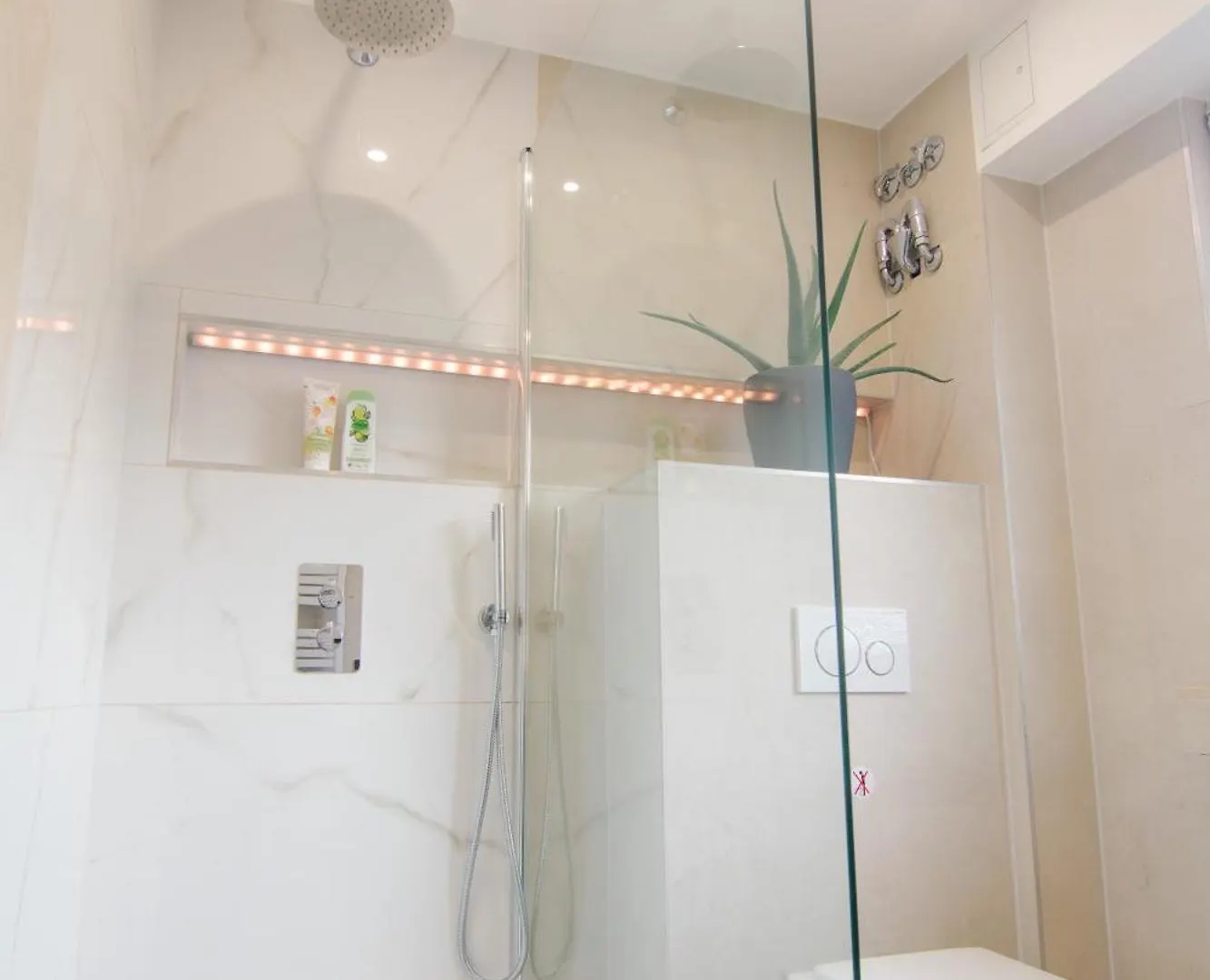 Cozy Kyoto Room - Homestay - Doppelzimmer Mit Gemeinschaftsbad Kolín nad Rýnem